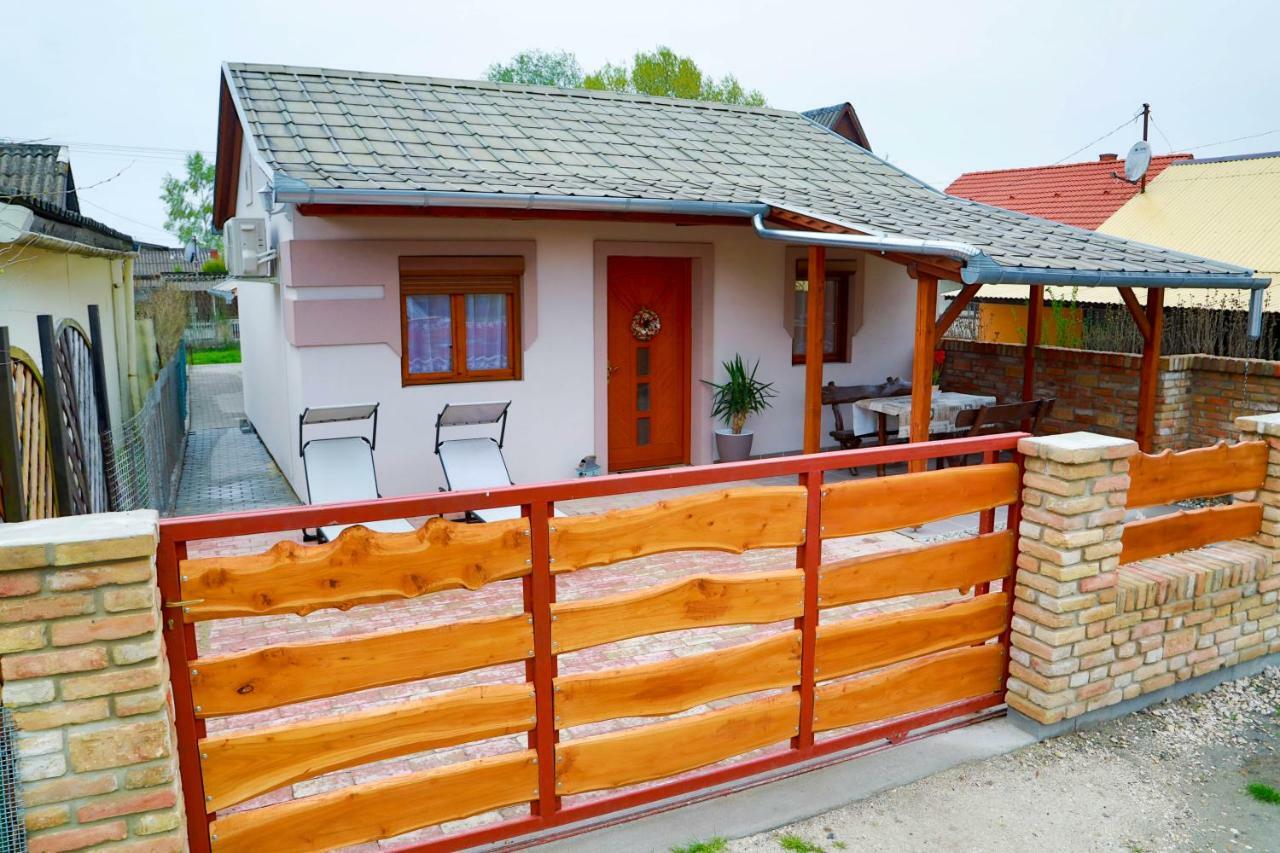 Jazmin Apartman Buzsák 외부 사진